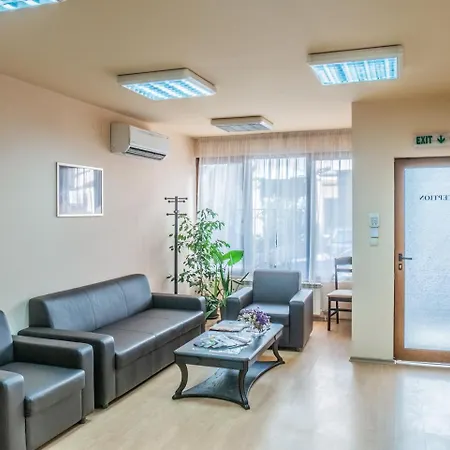 Mycity Aparthotel