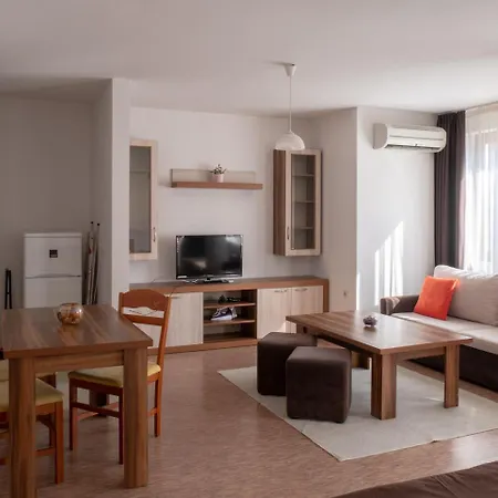 Aparthotel Mycity 2*