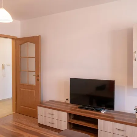 Mycity Aparthotel 2*